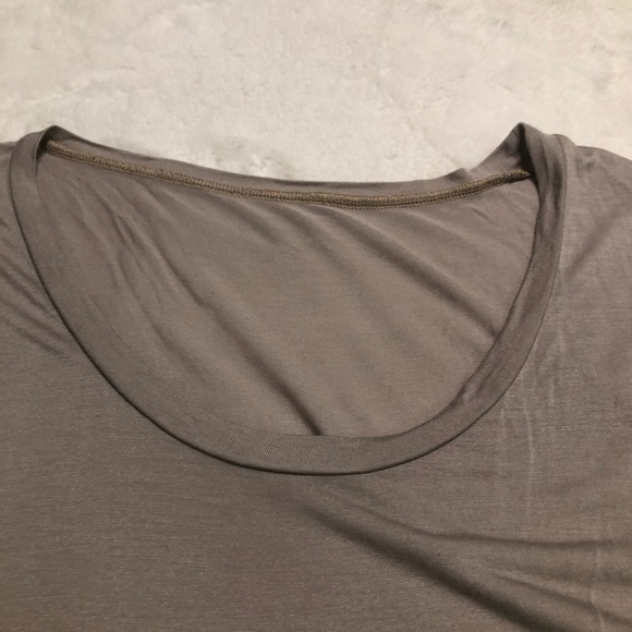 Blue Life Crew Neck Front Pocket Sleeveless Shirt - Picture 5 of 10